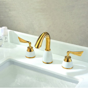 Classic Antique Brass Widespread Bathroom Sink Tap T0452G Classic Antique Brass Widespread Bathroom Sink Tap T0452G