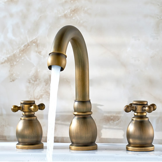 Antique Brass Widespread Bathroom Sink Tap T1808K Antique Brass Widespread Bathroom Sink Tap T1808K
